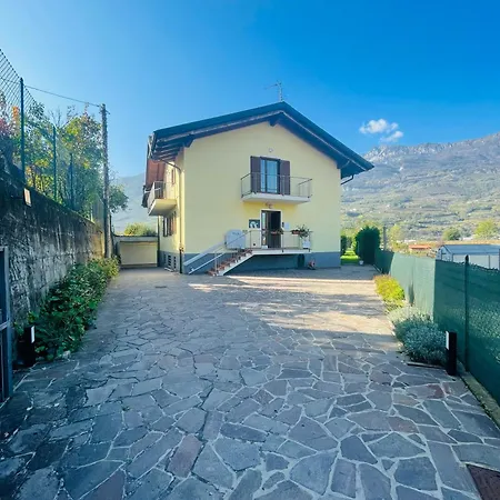 Countryhouse Verso-2